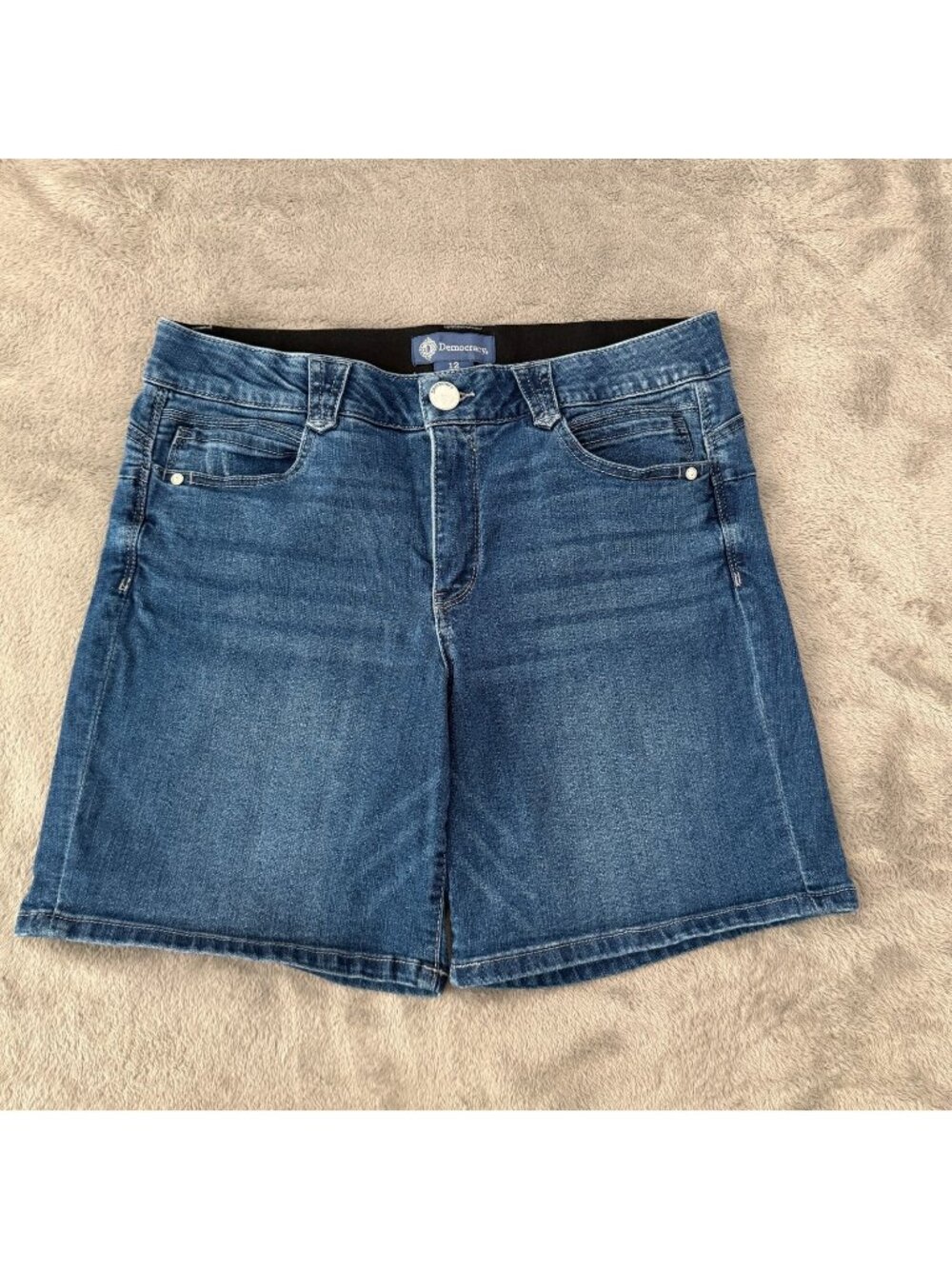Democracy Bermuda Shorts Womens size 12 Ab Solution